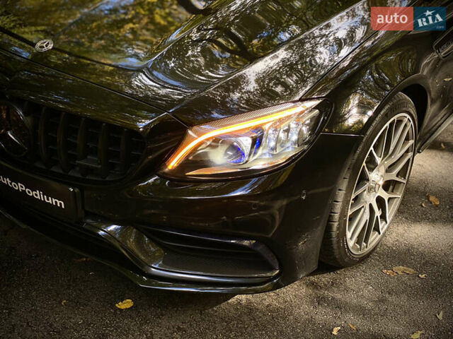 Черный Мерседес Ц-Класс, объемом двигателя 3.98 л и пробегом 63 тыс. км за 47700 $, фото 5 на Automoto.ua
