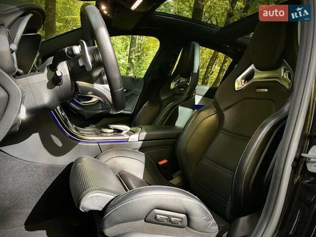 Черный Мерседес Ц-Класс, объемом двигателя 3.98 л и пробегом 63 тыс. км за 46990 $, фото 11 на Automoto.ua