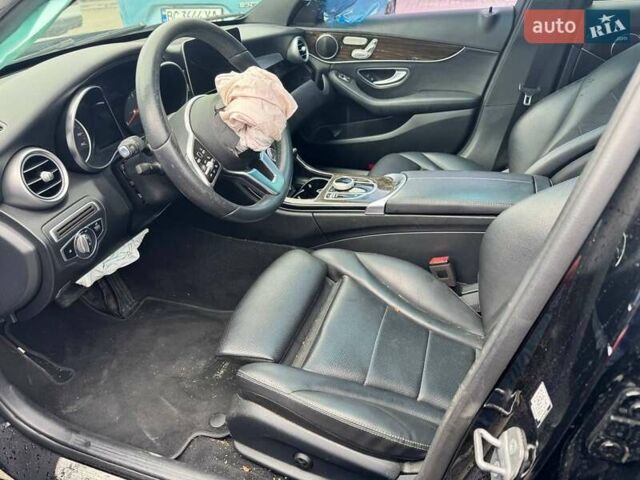Черный Мерседес Ц-Класс, объемом двигателя 2 л и пробегом 80 тыс. км за 15950 $, фото 9 на Automoto.ua