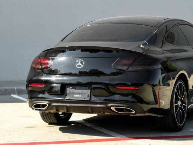 Черный Мерседес Ц-Класс, объемом двигателя 2 л и пробегом 69 тыс. км за 9000 $, фото 4 на Automoto.ua