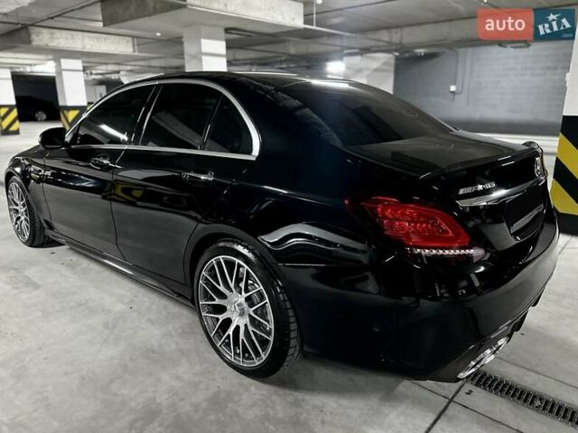 Черный Мерседес Ц-Класс, объемом двигателя 3.98 л и пробегом 19 тыс. км за 60000 $, фото 9 на Automoto.ua