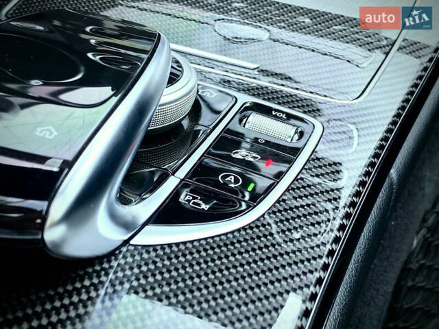 Черный Мерседес Ц-Класс, объемом двигателя 3.98 л и пробегом 63 тыс. км за 46990 $, фото 23 на Automoto.ua