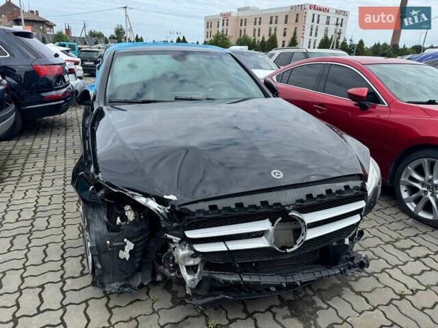 Черный Мерседес Ц-Класс, объемом двигателя 2 л и пробегом 80 тыс. км за 15950 $, фото 2 на Automoto.ua
