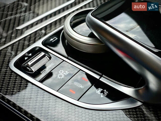 Черный Мерседес Ц-Класс, объемом двигателя 3.98 л и пробегом 63 тыс. км за 46990 $, фото 21 на Automoto.ua