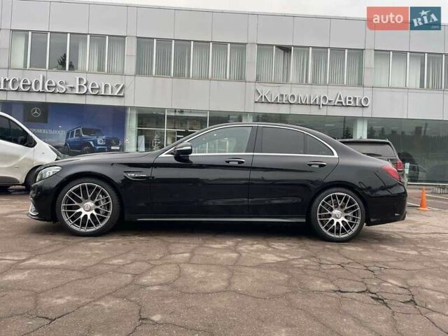 Черный Мерседес Ц-Класс, объемом двигателя 3.98 л и пробегом 61 тыс. км за 54000 $, фото 8 на Automoto.ua