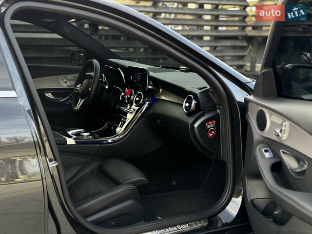 Черный Мерседес Ц-Класс, объемом двигателя 1.99 л и пробегом 48 тыс. км за 35000 $, фото 66 на Automoto.ua