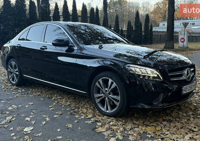 Черный Мерседес Ц-Класс, объемом двигателя 1.95 л и пробегом 67 тыс. км за 32800 $, фото 25 на Automoto.ua