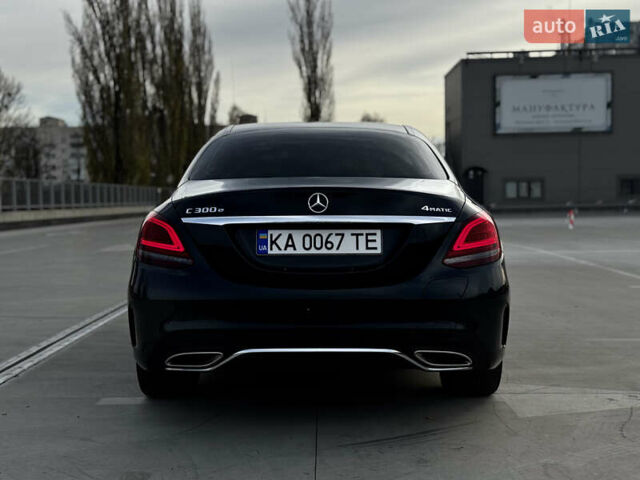 Черный Мерседес Ц-Класс, объемом двигателя 1.99 л и пробегом 48 тыс. км за 35000 $, фото 10 на Automoto.ua