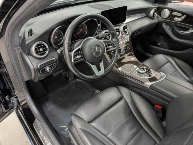 Черный Мерседес Ц-Класс, объемом двигателя 2 л и пробегом 32 тыс. км за 8300 $, фото 7 на Automoto.ua