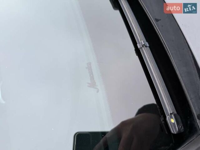 Черный Мерседес Ц-Класс, объемом двигателя 1.95 л и пробегом 70 тыс. км за 33500 $, фото 13 на Automoto.ua