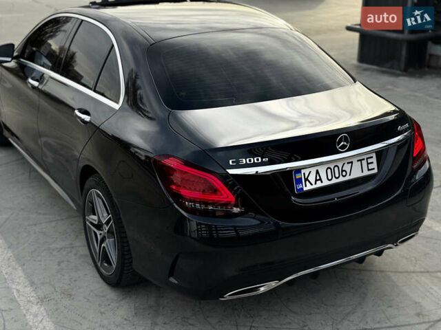 Черный Мерседес Ц-Класс, объемом двигателя 1.99 л и пробегом 48 тыс. км за 35000 $, фото 35 на Automoto.ua