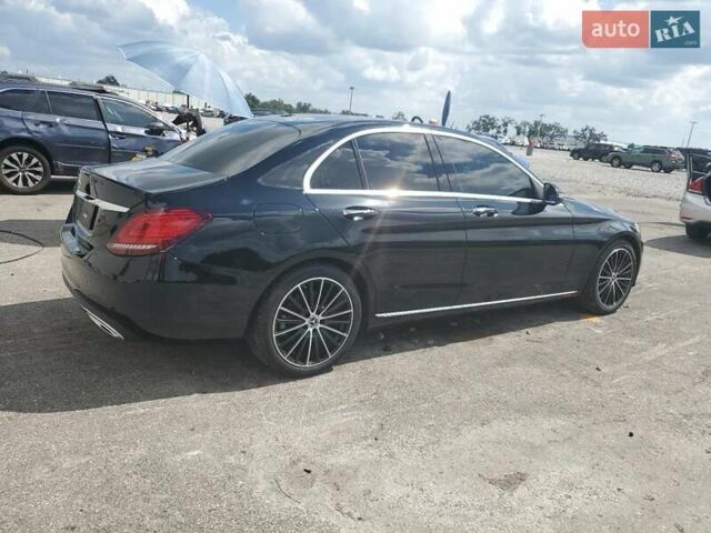 Черный Мерседес Ц-Класс, объемом двигателя 1.99 л и пробегом 72 тыс. км за 10300 $, фото 2 на Automoto.ua