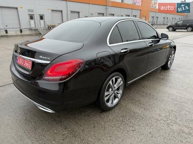 Черный Мерседес Ц-Класс, объемом двигателя 1.95 л и пробегом 70 тыс. км за 33500 $, фото 11 на Automoto.ua