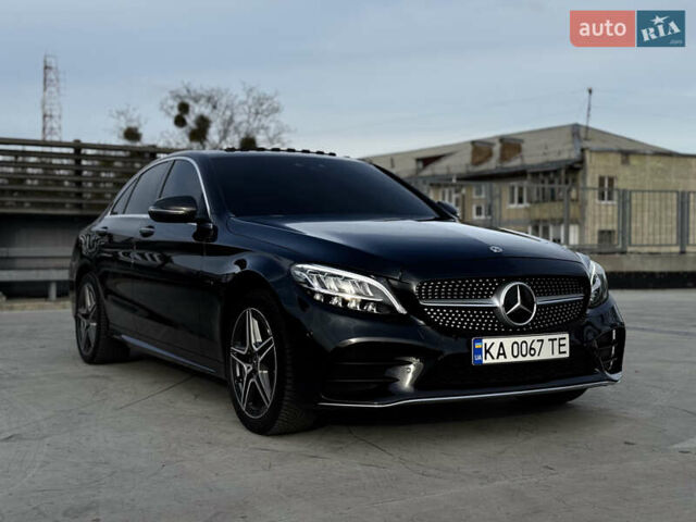Черный Мерседес Ц-Класс, объемом двигателя 1.99 л и пробегом 48 тыс. км за 35000 $, фото 4 на Automoto.ua