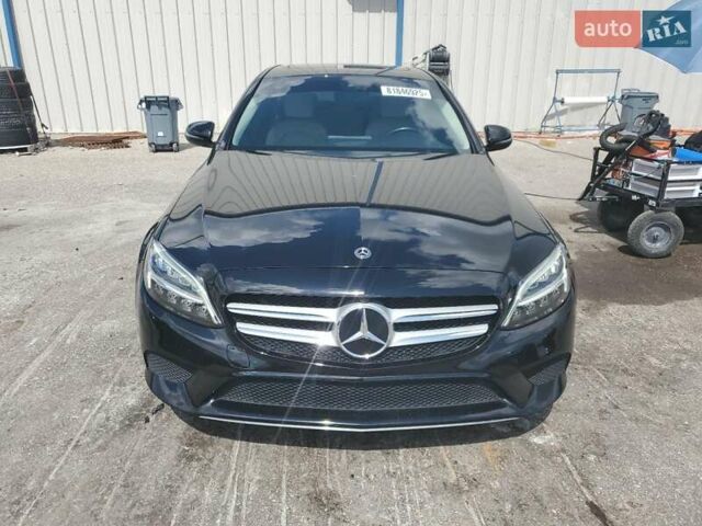 Черный Мерседес Ц-Класс, объемом двигателя 1.99 л и пробегом 72 тыс. км за 10300 $, фото 4 на Automoto.ua