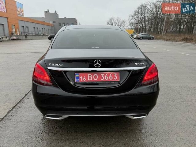 Черный Мерседес Ц-Класс, объемом двигателя 1.95 л и пробегом 70 тыс. км за 33500 $, фото 10 на Automoto.ua