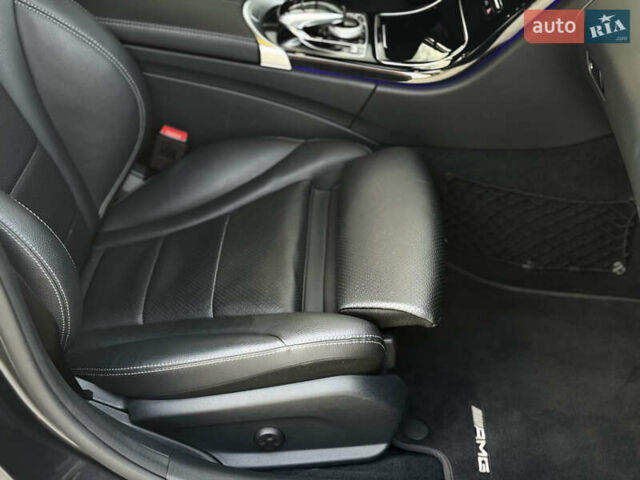 Черный Мерседес Ц-Класс, объемом двигателя 1.99 л и пробегом 48 тыс. км за 35000 $, фото 69 на Automoto.ua