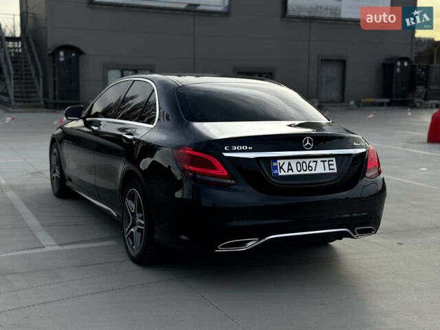 Черный Мерседес Ц-Класс, объемом двигателя 1.99 л и пробегом 48 тыс. км за 35000 $, фото 12 на Automoto.ua