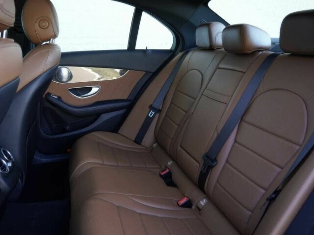 Черный Мерседес Ц-Класс, объемом двигателя 2 л и пробегом 21 тыс. км за 10800 $, фото 10 на Automoto.ua