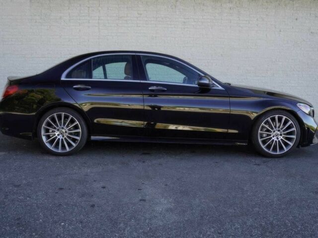 Черный Мерседес Ц-Класс, объемом двигателя 2 л и пробегом 21 тыс. км за 10800 $, фото 5 на Automoto.ua