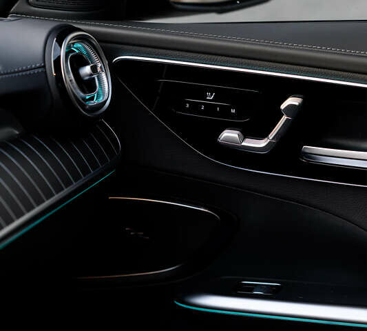 Чорний Мерседес Ц-Клас, об'ємом двигуна 2 л та пробігом 39 тис. км за 48000 $, фото 15 на Automoto.ua