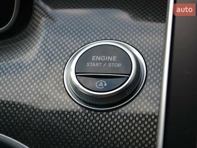 Чорний Мерседес Ц-Клас, об'ємом двигуна 1.99 л та пробігом 34 тис. км за 69999 $, фото 43 на Automoto.ua