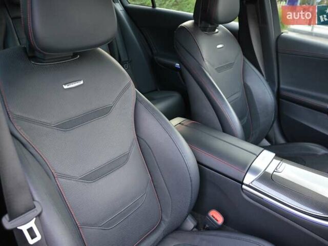 Чорний Мерседес Ц-Клас, об'ємом двигуна 1.99 л та пробігом 34 тис. км за 69999 $, фото 82 на Automoto.ua