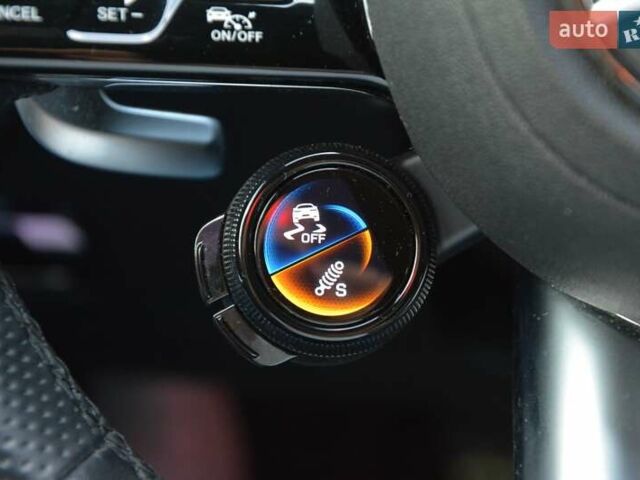 Чорний Мерседес Ц-Клас, об'ємом двигуна 1.99 л та пробігом 34 тис. км за 69999 $, фото 39 на Automoto.ua