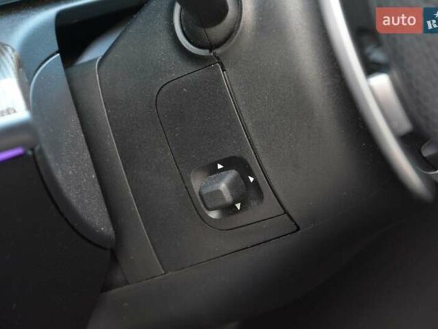 Чорний Мерседес Ц-Клас, об'ємом двигуна 1.99 л та пробігом 34 тис. км за 69999 $, фото 33 на Automoto.ua