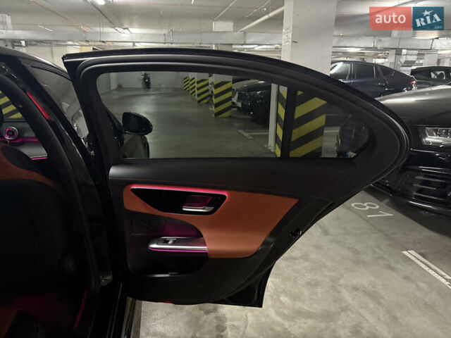 Черный Мерседес Ц-Класс, объемом двигателя 1.99 л и пробегом 13 тыс. км за 56999 $, фото 14 на Automoto.ua