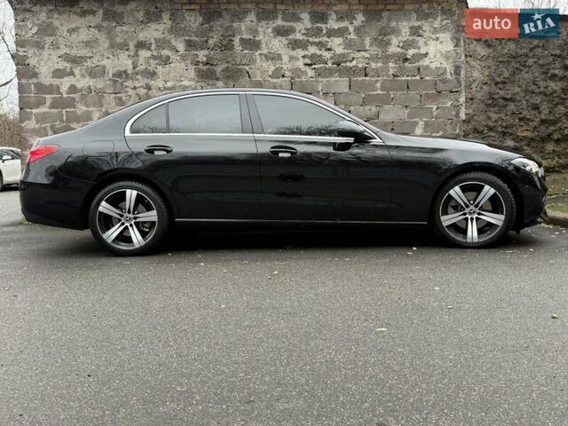 Черный Мерседес Ц-Класс, объемом двигателя 1.5 л и пробегом 13 тыс. км за 50900 $, фото 6 на Automoto.ua