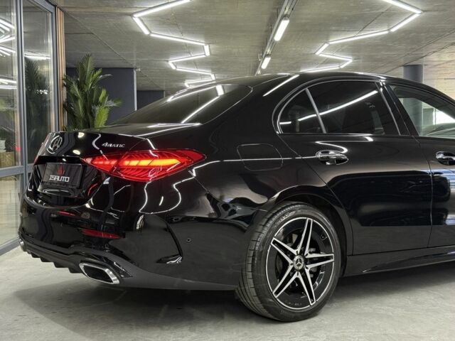 Черный Мерседес Ц-Класс, объемом двигателя 1.5 л и пробегом 14 тыс. км за 56000 $, фото 11 на Automoto.ua