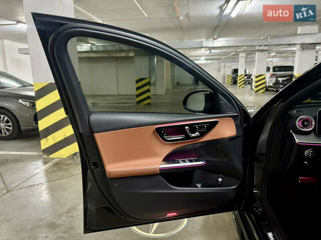 Черный Мерседес Ц-Класс, объемом двигателя 1.99 л и пробегом 12 тыс. км за 58000 $, фото 9 на Automoto.ua