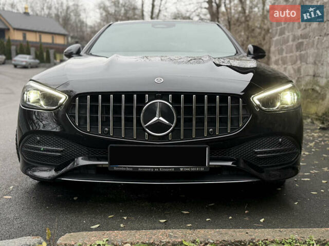 Черный Мерседес Ц-Класс, объемом двигателя 1.5 л и пробегом 13 тыс. км за 50900 $, фото 1 на Automoto.ua