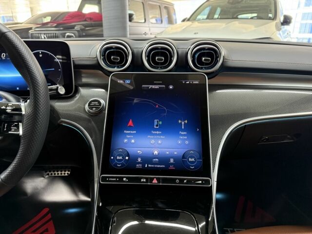 Черный Мерседес Ц-Класс, объемом двигателя 1.5 л и пробегом 14 тыс. км за 56000 $, фото 21 на Automoto.ua