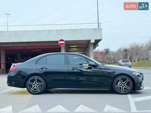 Чорний Мерседес Ц-Клас, об'ємом двигуна 2 л та пробігом 24 тис. км за 48800 $, фото 3 на Automoto.ua