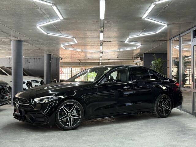 Черный Мерседес Ц-Класс, объемом двигателя 1.5 л и пробегом 14 тыс. км за 56000 $, фото 6 на Automoto.ua