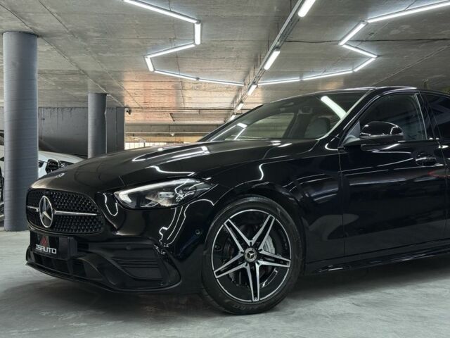 Черный Мерседес Ц-Класс, объемом двигателя 1.5 л и пробегом 14 тыс. км за 56000 $, фото 7 на Automoto.ua