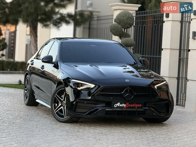 Чорний Мерседес Ц-Клас, об'ємом двигуна 2 л та пробігом 6 тис. км за 79900 $, фото 26 на Automoto.ua