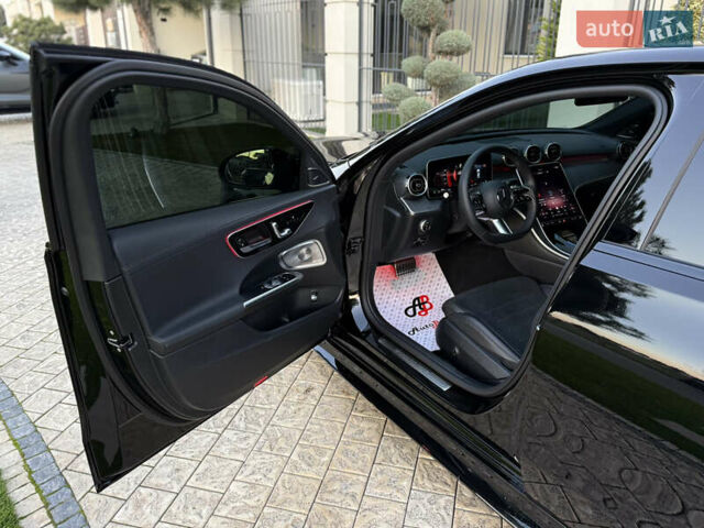 Чорний Мерседес Ц-Клас, об'ємом двигуна 2 л та пробігом 6 тис. км за 79900 $, фото 28 на Automoto.ua