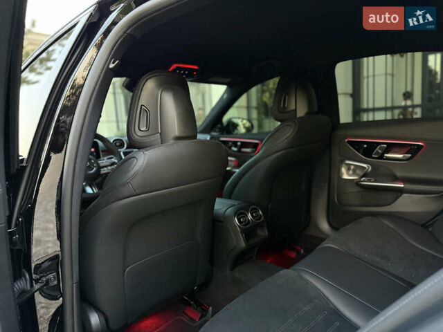 Чорний Мерседес Ц-Клас, об'ємом двигуна 2 л та пробігом 6 тис. км за 79900 $, фото 34 на Automoto.ua