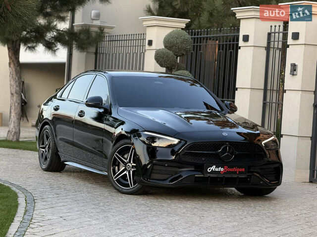 Чорний Мерседес Ц-Клас, об'ємом двигуна 2 л та пробігом 6 тис. км за 79900 $, фото 25 на Automoto.ua