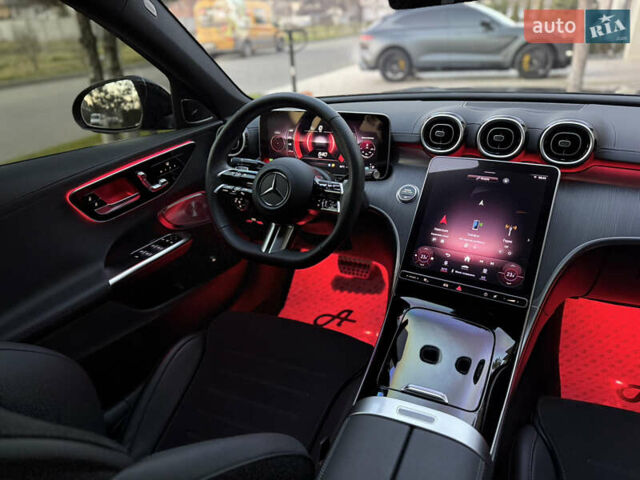 Чорний Мерседес Ц-Клас, об'ємом двигуна 2 л та пробігом 6 тис. км за 79900 $, фото 39 на Automoto.ua