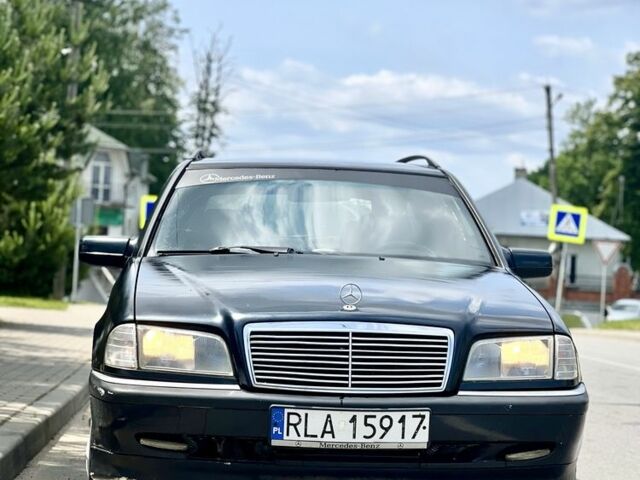 Чорний Мерседес Ц-Клас, об'ємом двигуна 0 л та пробігом 250 тис. км за 999 $, фото 3 на Automoto.ua