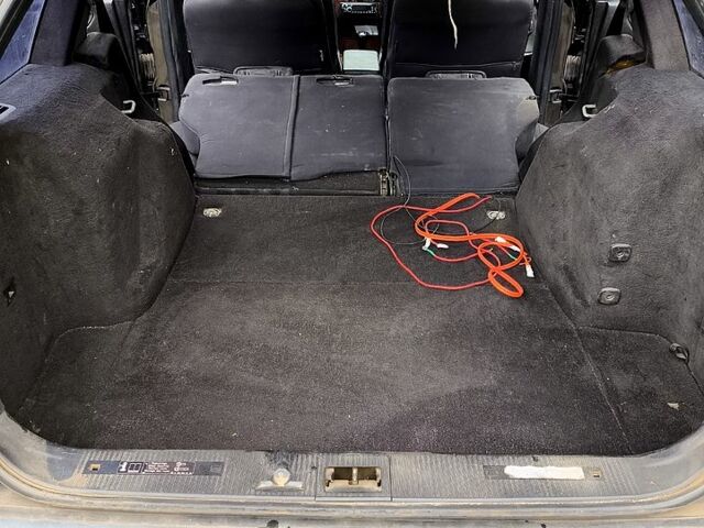 Чорний Мерседес Ц-Клас, об'ємом двигуна 2 л та пробігом 431 тис. км за 3000 $, фото 7 на Automoto.ua