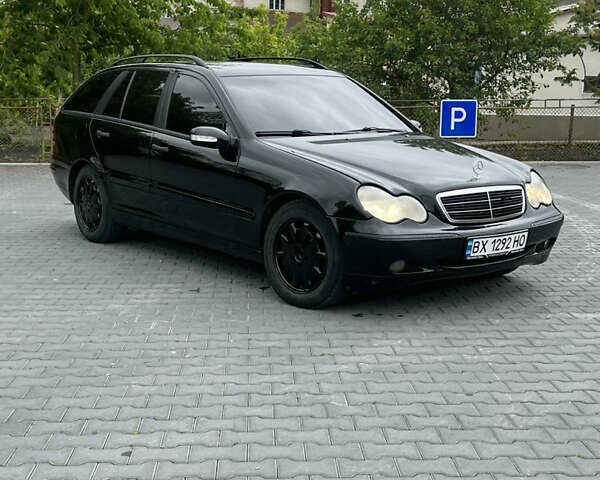 Чорний Мерседес Ц-Клас, об'ємом двигуна 2.15 л та пробігом 352 тис. км за 3999 $, фото 19 на Automoto.ua