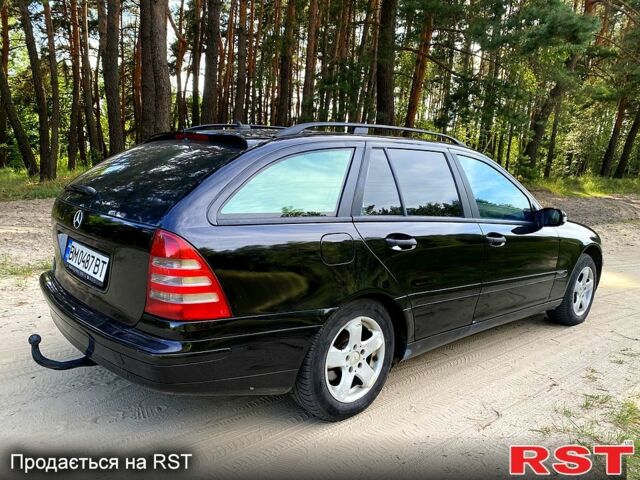 Черный Мерседес Ц-Класс, объемом двигателя 2.1 л и пробегом 274 тыс. км за 4250 $, фото 4 на Automoto.ua