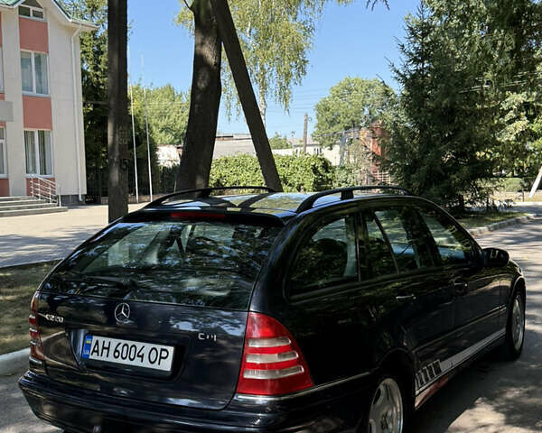 Чорний Мерседес Ц-Клас, об'ємом двигуна 2.15 л та пробігом 200 тис. км за 3980 $, фото 3 на Automoto.ua