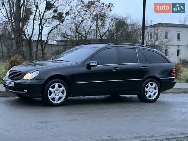 Чорний Мерседес Ц-Клас, об'ємом двигуна 2.69 л та пробігом 360 тис. км за 3750 $, фото 4 на Automoto.ua