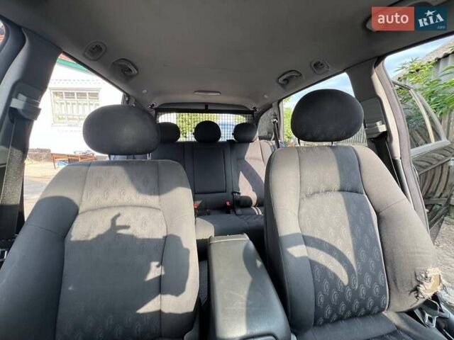 Чорний Мерседес Ц-Клас, об'ємом двигуна 2.2 л та пробігом 399 тис. км за 3000 $, фото 31 на Automoto.ua